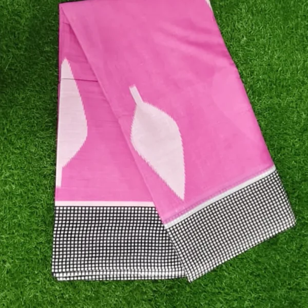 Blush Bloom – Rose Pink & White Mul Mul Cotton Saree with Elegant Leaf Motifs