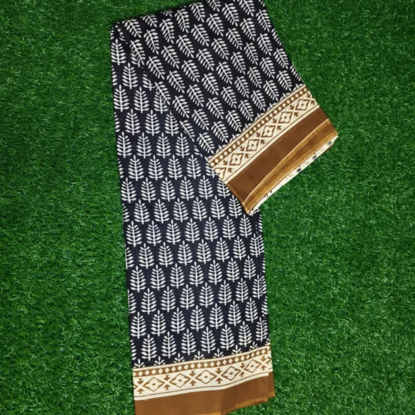 Vintage Tones – Black Saree with Brown Charm
