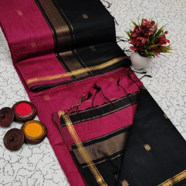 Graceful Pink & Bold Black Maheshwari Silk Cotton Saree – A Striking Fusion of Elegance
