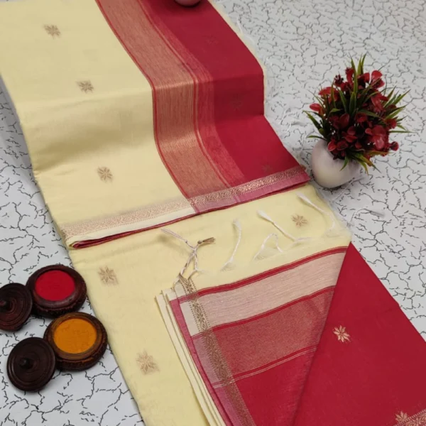 Graceful Sandal & Vibrant Red Maheshwari Silk Cotton Saree – Classic Elegance with a Bold Touch