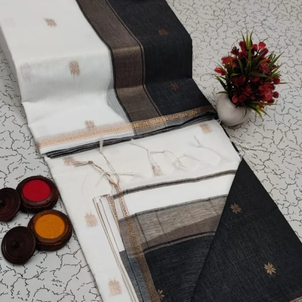 Elegant White & Bold Black Maheshwari Silk Cotton Saree – A Timeless Monochrome Marvel