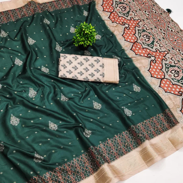 Silk  Blends in Green colour
