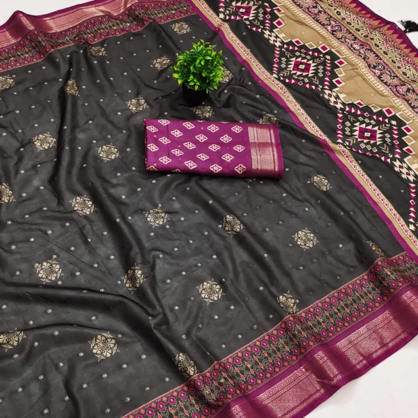 Silk Blends in Black colour