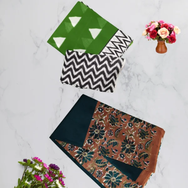 Black & Green Mul Cotton Saree in combo
