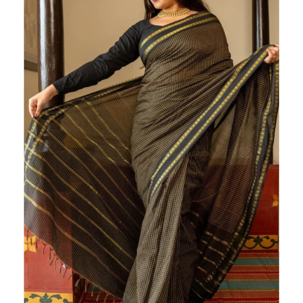 checked cotton sarees in Black