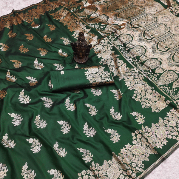 Soft banarasi silk saree in Green