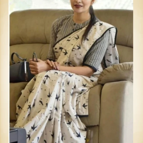 Mul Mul Cotton Saree in Sandle With Black